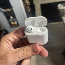 Apple AirPod  ! Model A2031 Used Missing Right Earbud!