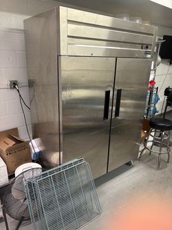 Dukers commercial fridge raider $600