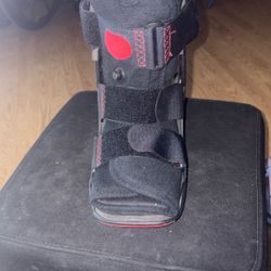 ProCare XcelTrax Air Ankle Walker Brace/Walking Boot