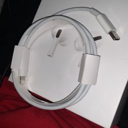 Apple USB-C to Lightning Cable