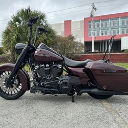 2019 Harley Davidson Road King Special
