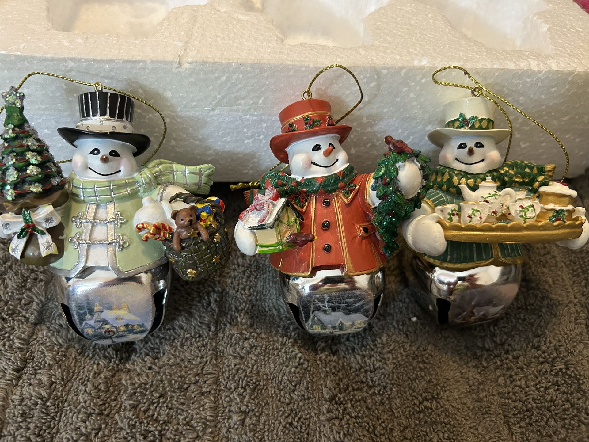 New Set Of 3 Thomas Kinkade Ornaments