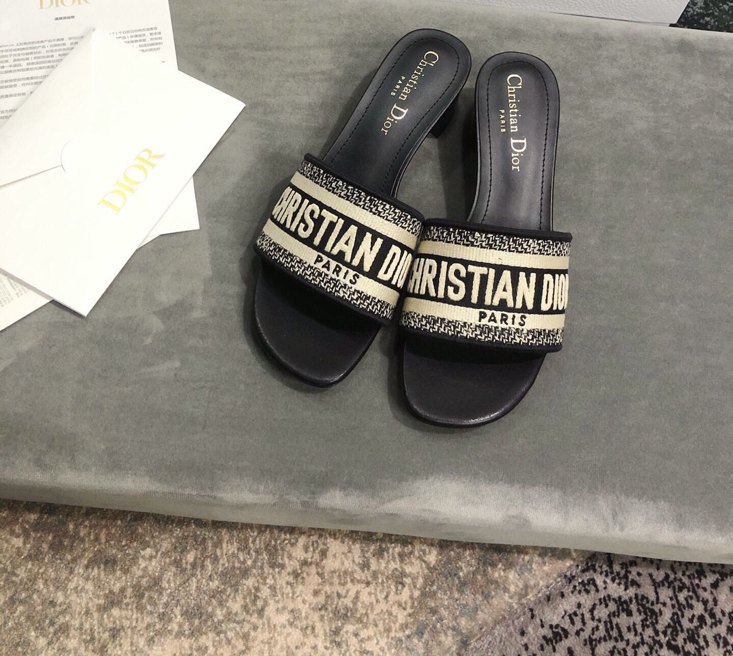 Dior Slides: Classic Logo Webbing, Slip - on for Instant Style(29)22