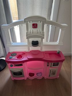 Toy Kitchen