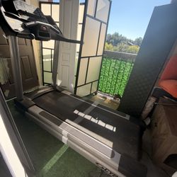 Heavy Duty Treadmill