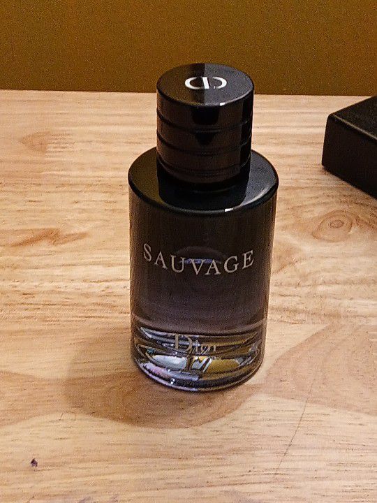 Dior Sauvage Authentic Mens Concentrated Parfum Spray 60 Ml Bottle 50 Ml Remaining Serial Number Under Bottle In Photos 