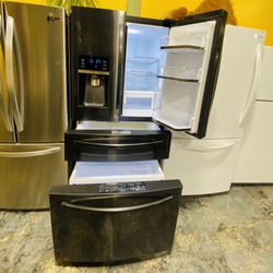 Refrigerador Negro A Pagos Flexibles 