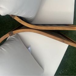 Set Of Acacia Wood Chairs With Cushions 