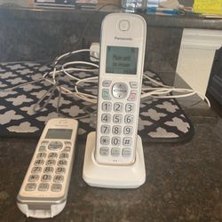 2 Panasonic Cordless Phones 