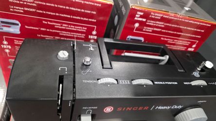 SINGER Heavy Duty 4432 Black Sewing Machine