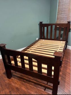 Pottery Barn Kids twin bed