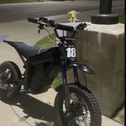 MODDED TUTTIO ( trades only) im looking for a macfox or a super 