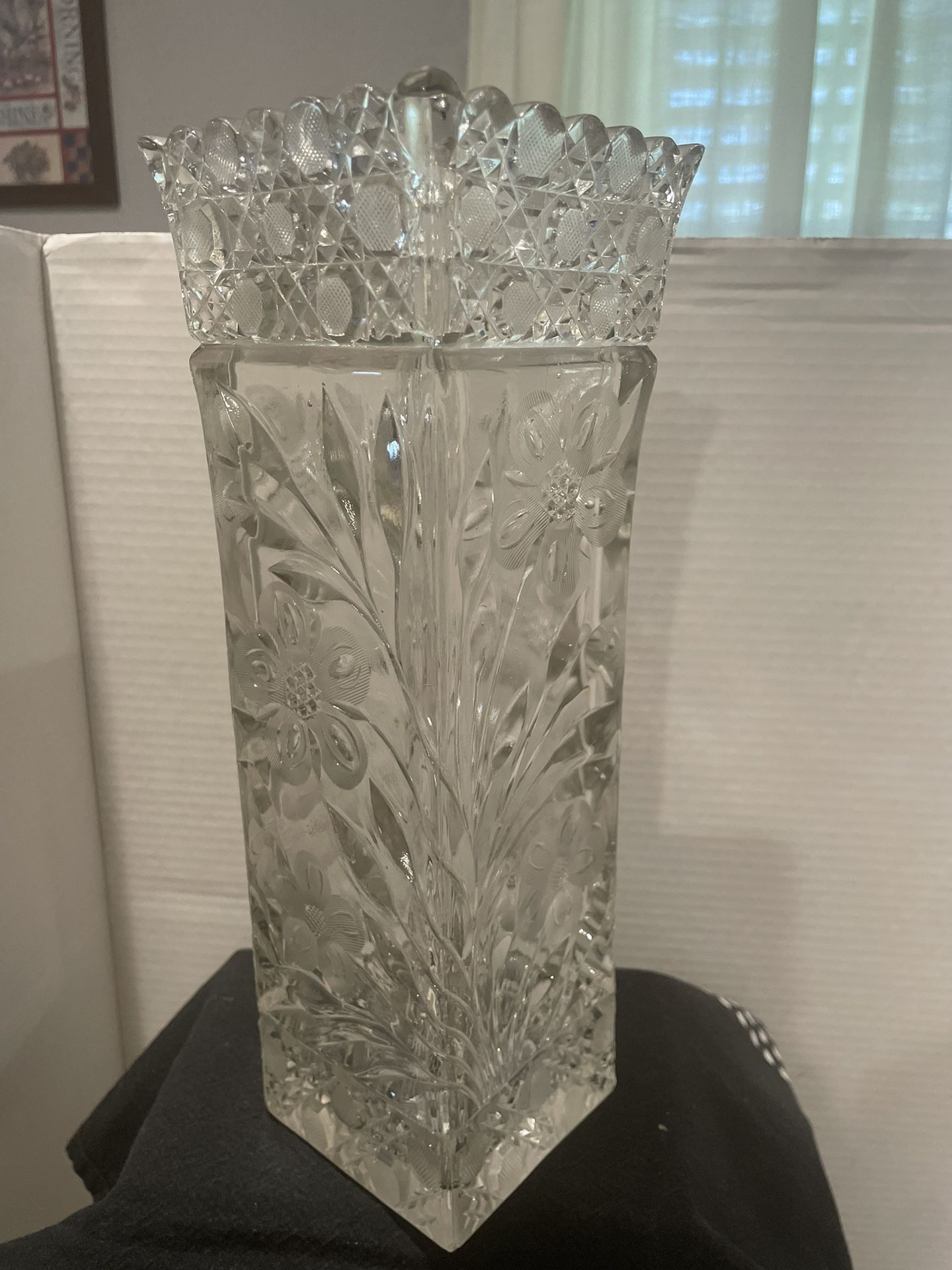 Absolutely Stunning Heavy Cut & Pressed Crystal Vase