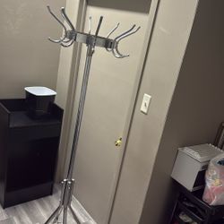 ‏ ‏ classic Coat Rack