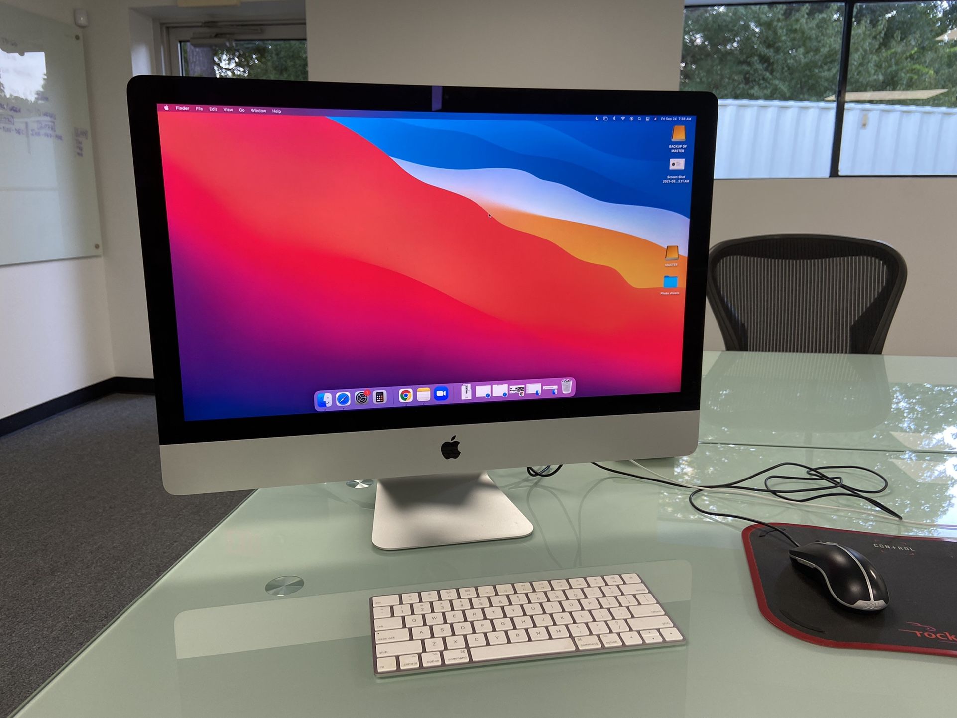 Apple iMac 27” (Late 2015 Version)