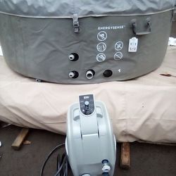 Saluspa Inflatable Hot Tub 