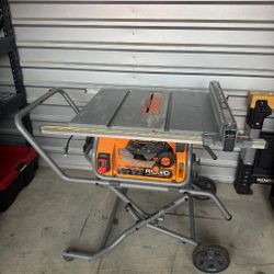 Rigid Tablesaw And Mobile Stand 