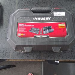 Husky 44pc Impact Socket Set