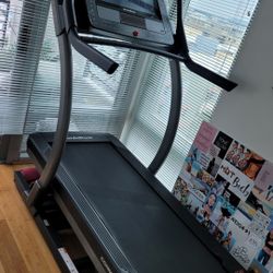 NordicTrack X22i Treadmill 
