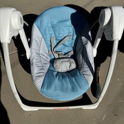 Newborn To 6 Months Bassinet/ Swingset 