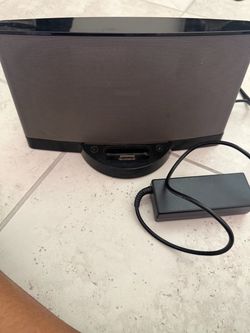 Boss speaker - compatible with old iPods