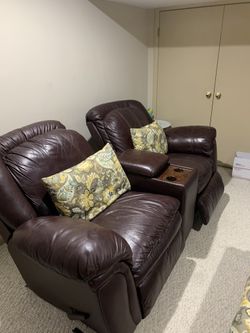 Couch set