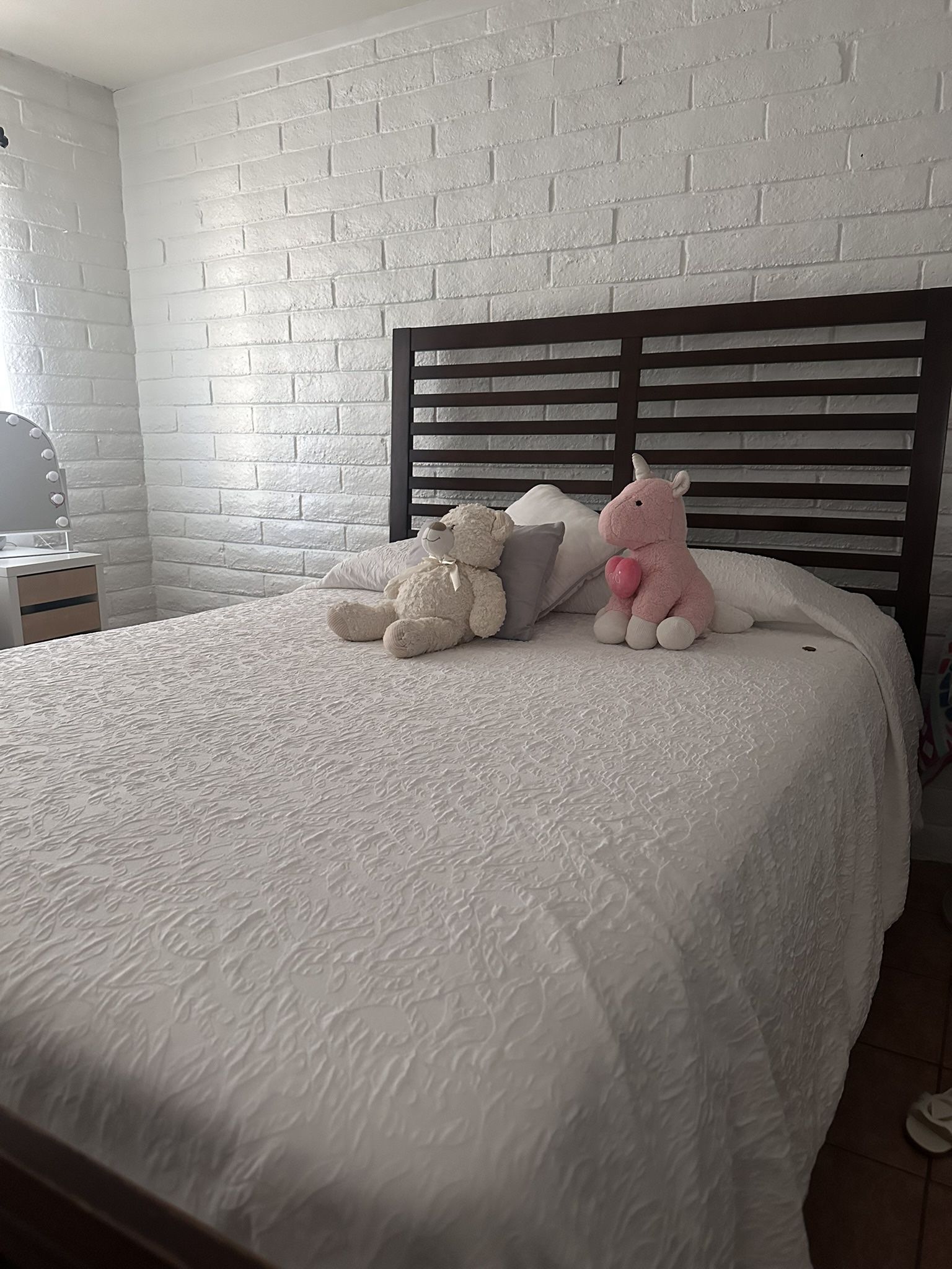 Queen bed frame! Mattress and box spring not included