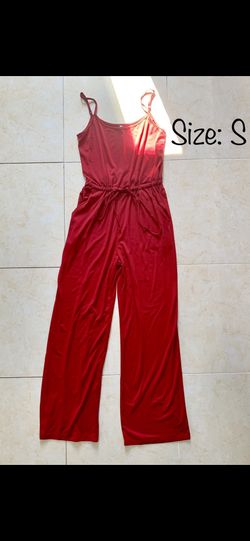 Brandnew red jumpsuit size small