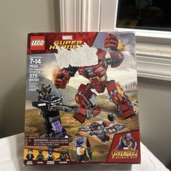 LEGO 76104 The Hulkbuster Smash-Up  New 375 Pcs