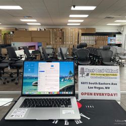 MacBook Air 15 inches 2026 M5 Chip 24GB RAM 1TB SSD with Store Warranty And Financing Available!