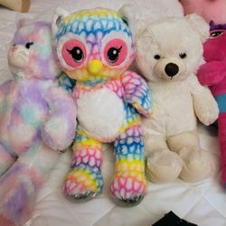 5 Build A Bear Toys + 30 Accessories 