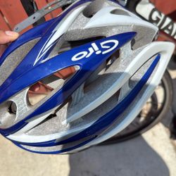 Giant road Bike, Giro Helmet  Shoes 12.5 Size And Bike Computer.