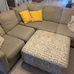 6 Seat Sectional Plus Ottoman 