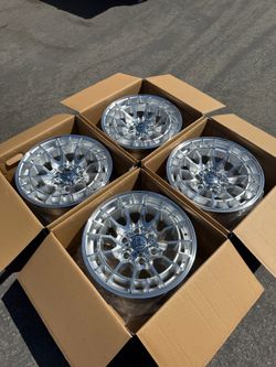 Fuel Revolt 6x5.5 17” Wheels Machined