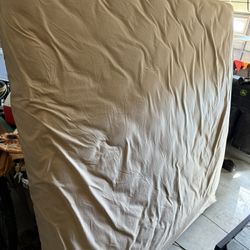 California King Mattress an box Springs 