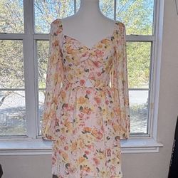BCX - Peach/Orange/Yellow Floral Print Mini Flowy Dress Keyhole size Med NWT’s