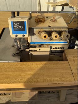 JUKI MO-2504 Industrial Overlock Serger – Complete Setup – Ready to Sew