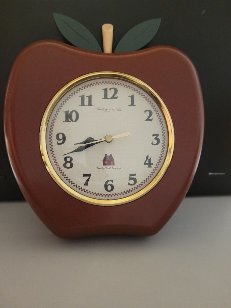 Sterling & Noble Vintage Apple Clock