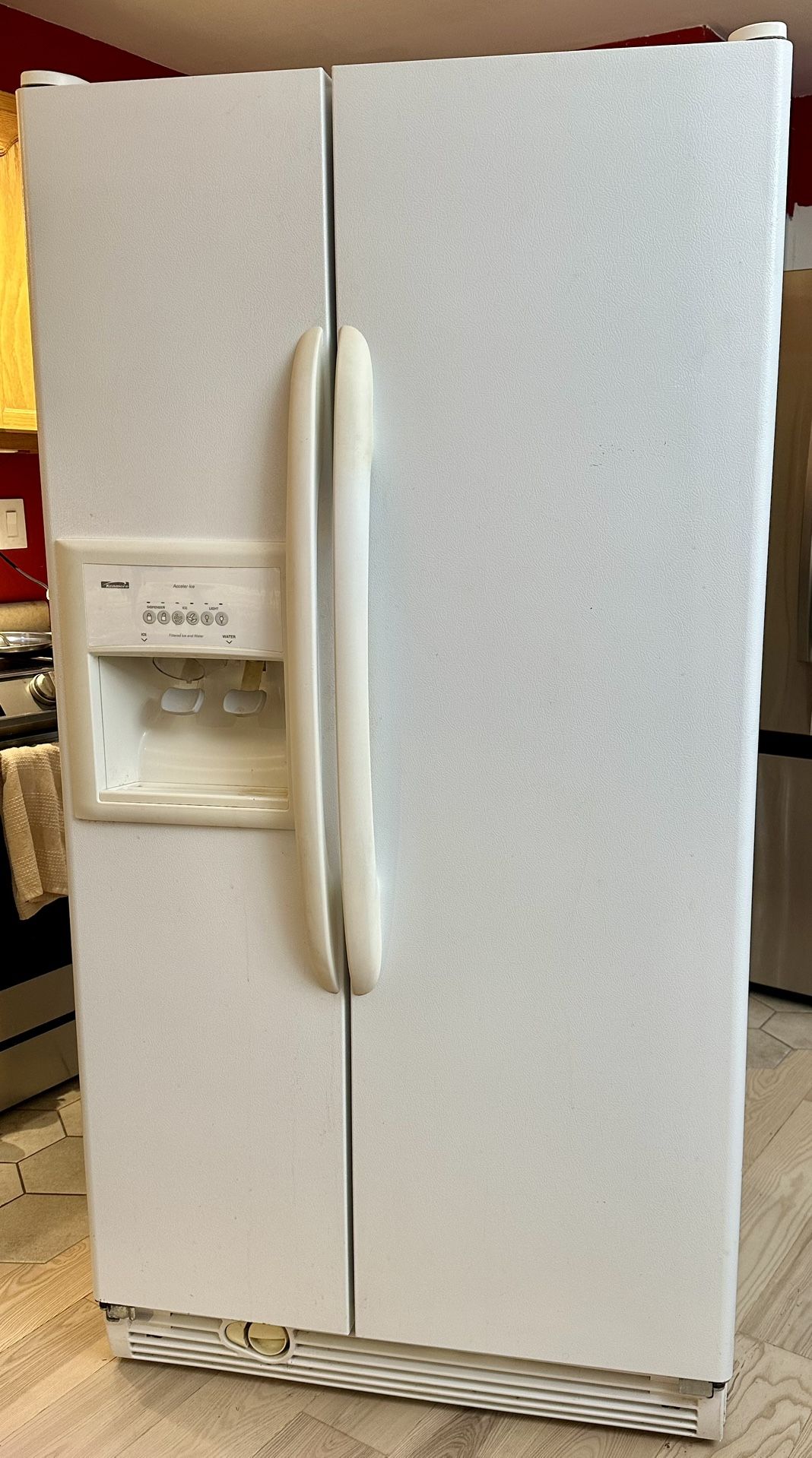 Kenmore Refrigerator 