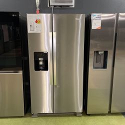 Whirlpool Side By Side Refrigerator‼️