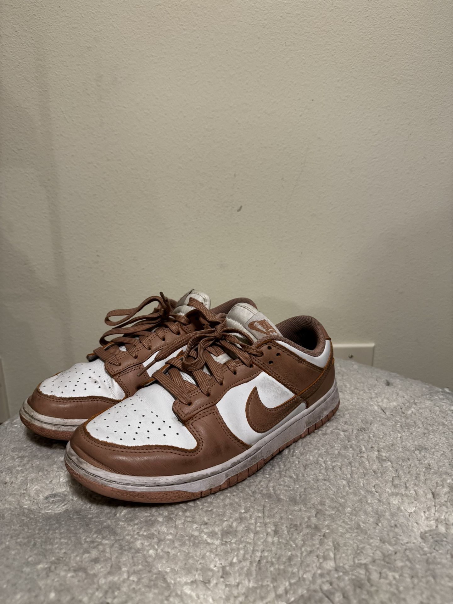 Woman’s Nike Dunks