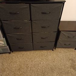 Dresser & Nightstand 