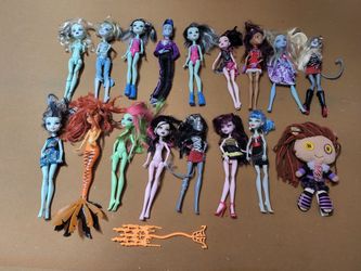 Huge Monster High Lot