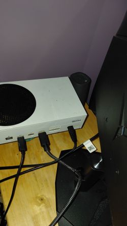 Microsoft Xbox Series S Console White and monitor
