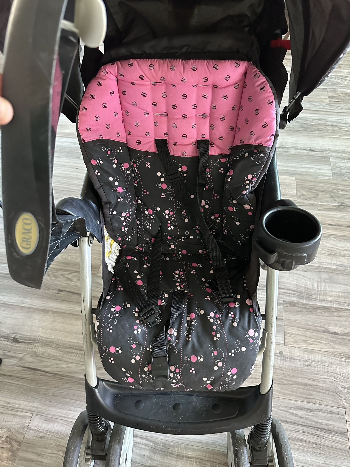 Graco Stroller Easy Collapse 36x25” for Sale in Cape Coral, FL OfferUp