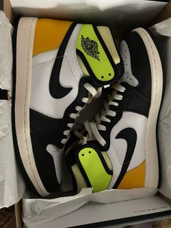 Jordan 1 Retro High University Gold