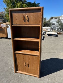 Bookshelf