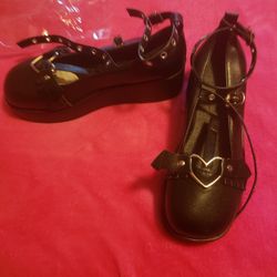 Heart Lolita Shoes. Size 7.5. 🆕