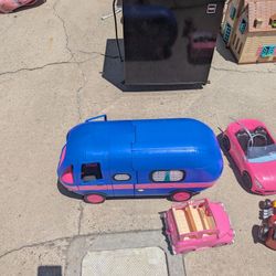 Barbie. LoL. Camper Van  