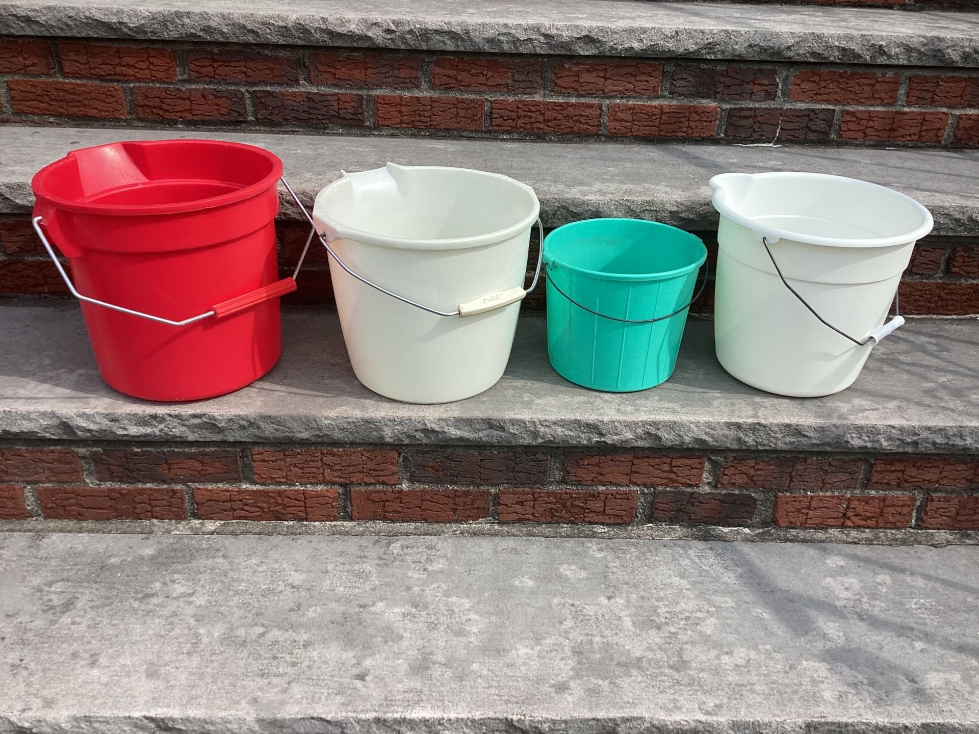 4 Preowned Clean Plastic Buckets Spouts Metal Handles Rubbermaid, The Harwood Co. etc.